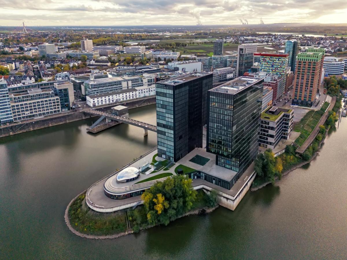 Hyatt Regency Dusseldorf Hotel Exterior photo